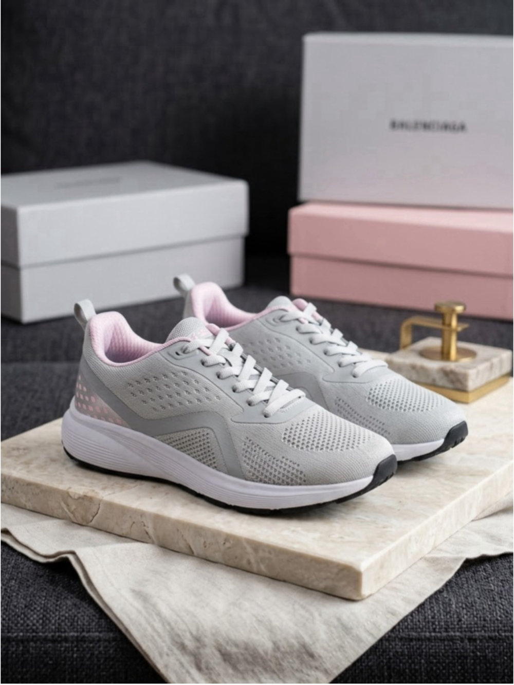 BRONAX Women's Wide Toe Box Sneakers Gray Pink Mesh Running Shoes Size 11 US